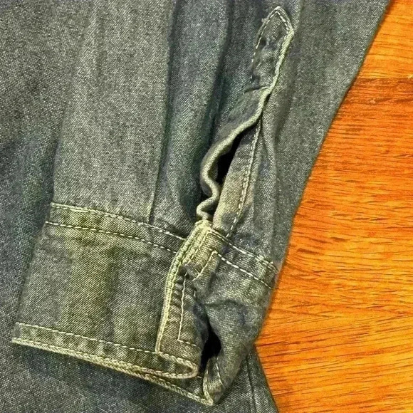 Vintage Winnie The Pooh Button Down Shirt Size Large. Walt Disney World - Picture 6 of 6